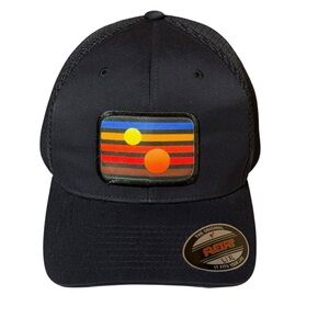 BustedTees Artistic Tatooine Twin Suns Flexfit Mesh Trucker Hat Size L/XL
